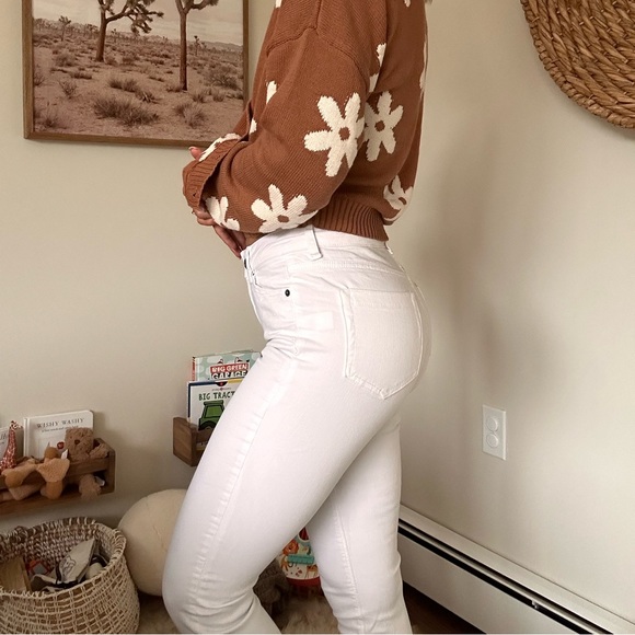 1. State Size 24 White Flair Jeans - Picture 2 of 7